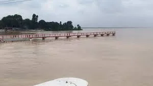 नेपाल में भारी बारिश के बाद कोसी का जलस्तर बढ़ा, सीमांचल में बाढ़ के खतरे को लेकर बढ़ी चिंता