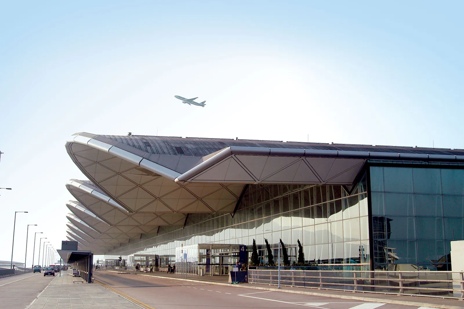 Airport Authority में सरकारी नौकरी का मौका: 389 पदों पर भर्ती, ₹1.80 लाख तक Pay Scale; 7 सितंबर से पहले करें आवेदन