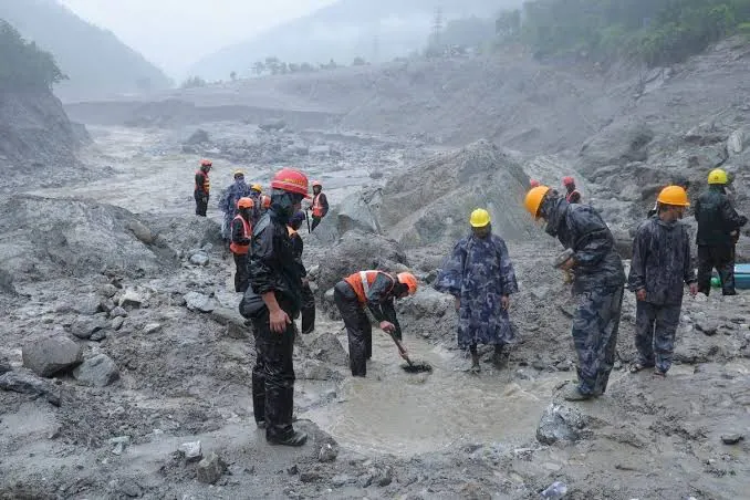 नेपाल में मौतों का आंकड़ा 1,127 पहुंचा, 4,858 अब भी लापता; 163 भारतीय बचाए गए—Bihar Border पर भी चौकसी