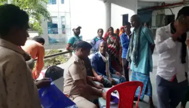 police taking information regarding bike accident in saharsa 1664339284