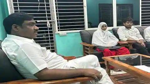 1002517 OCTOBER KNE 14065454 1665162084 1665162084