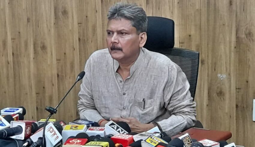 1200 675 23835978 thumbnail 16x9 teacher